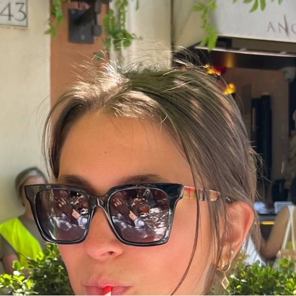 Burberry Sunglasses - Picture 4 of 9